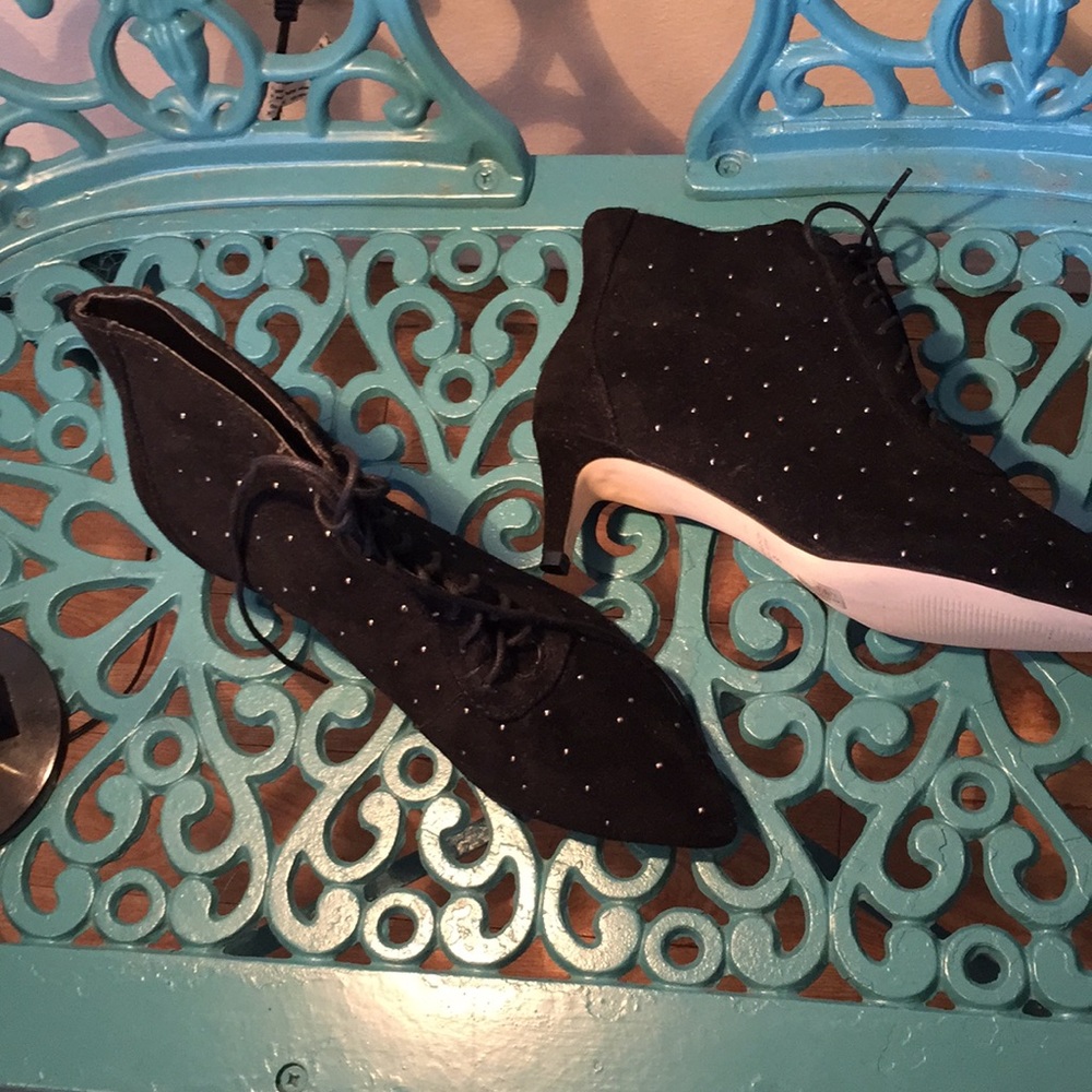 Catherine Malandrino booties 2” heel